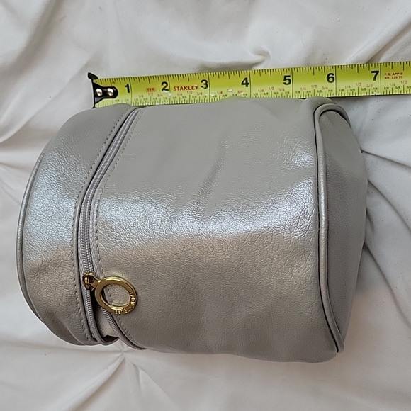 ESTEE Lauder Cilinder Makeup Bag - Picture 3 of 5